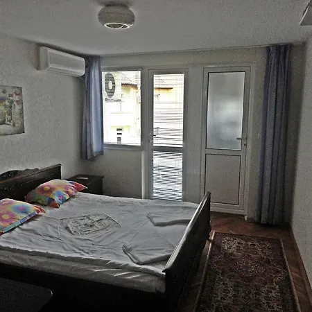 Apartament Guest Casa Luba *